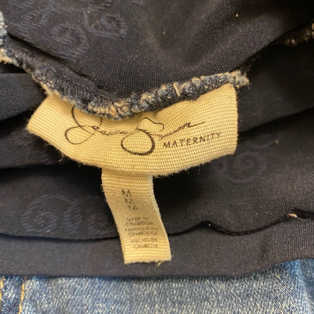 Maternity shorts